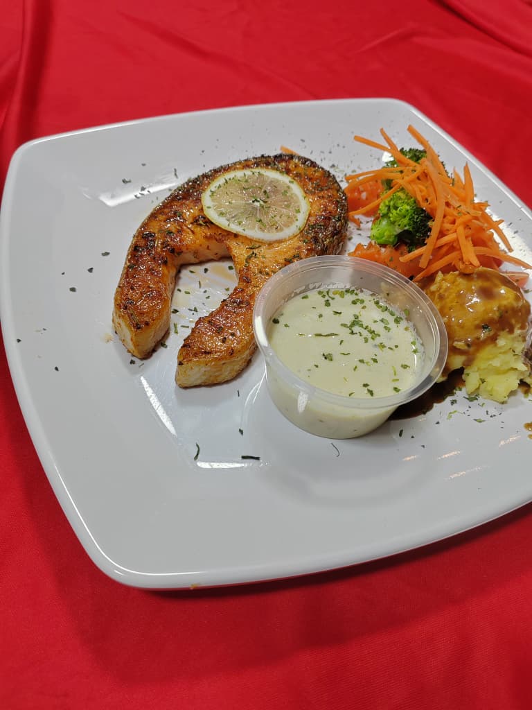 WF61 Grilled Salmon