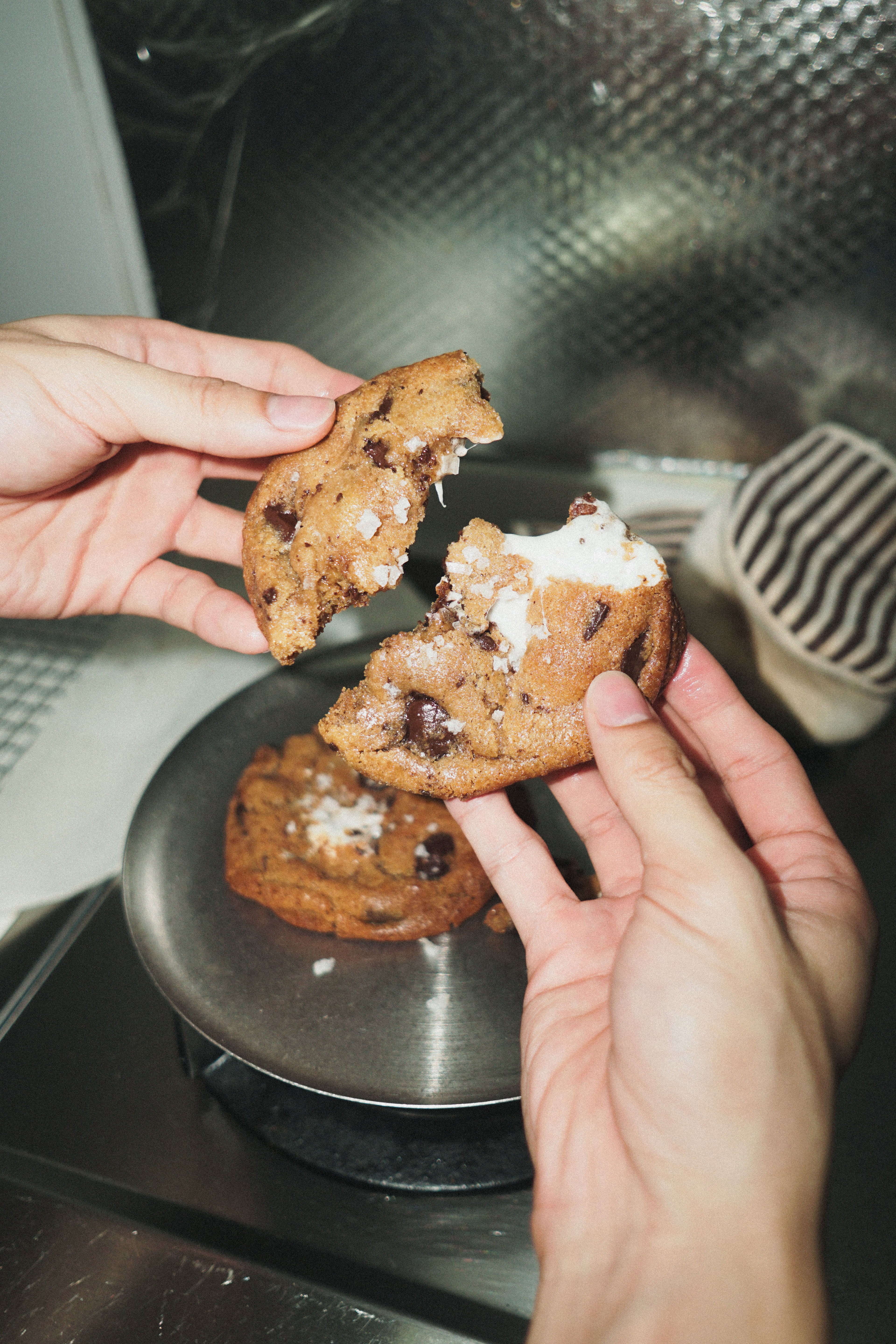 dark chocolate smores cookie_1