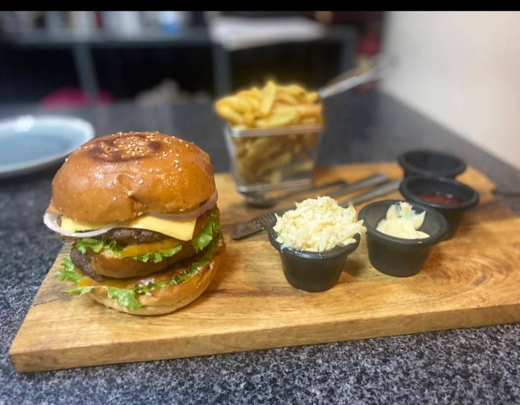 BURGER AU PLATS_0