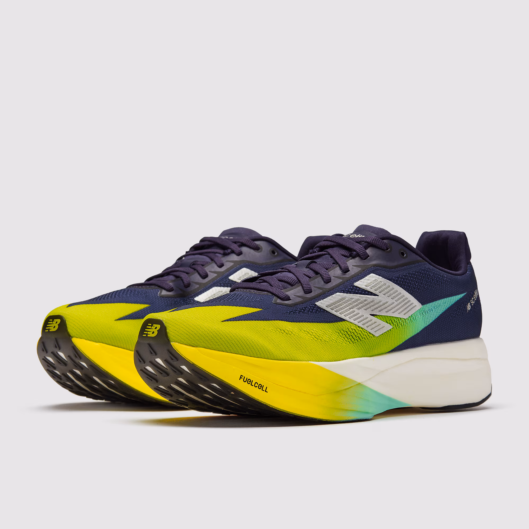 New Balance Fuelcell Supercomp v5 Elite_5