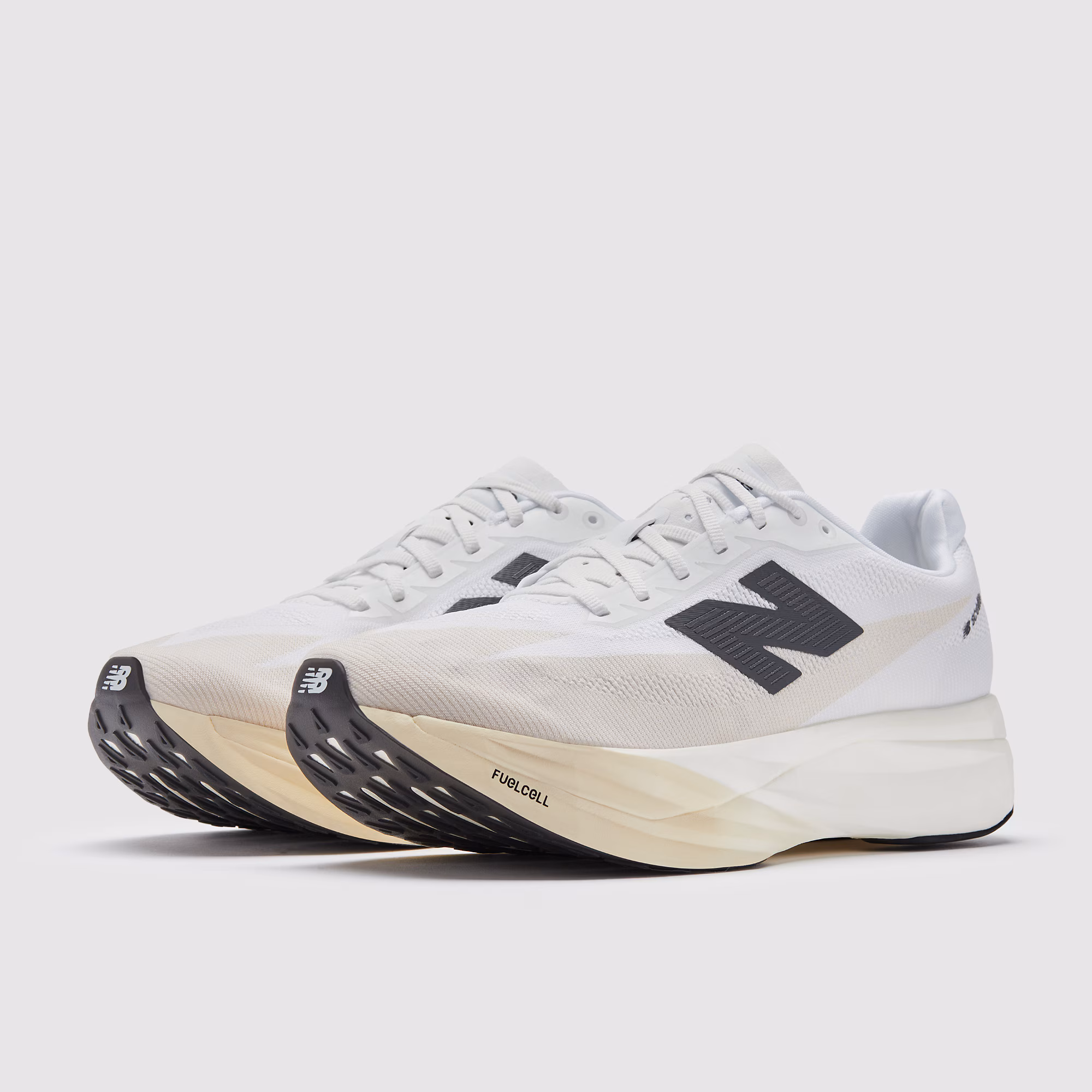 New Balance Fuelcell Supercomp v5 Elite_8