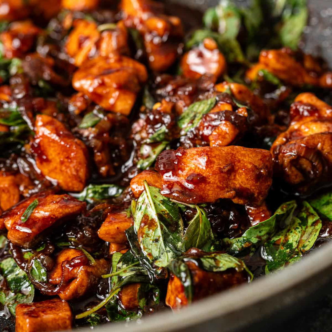 THAI BASIL CHICKEN /BEEF/PORK