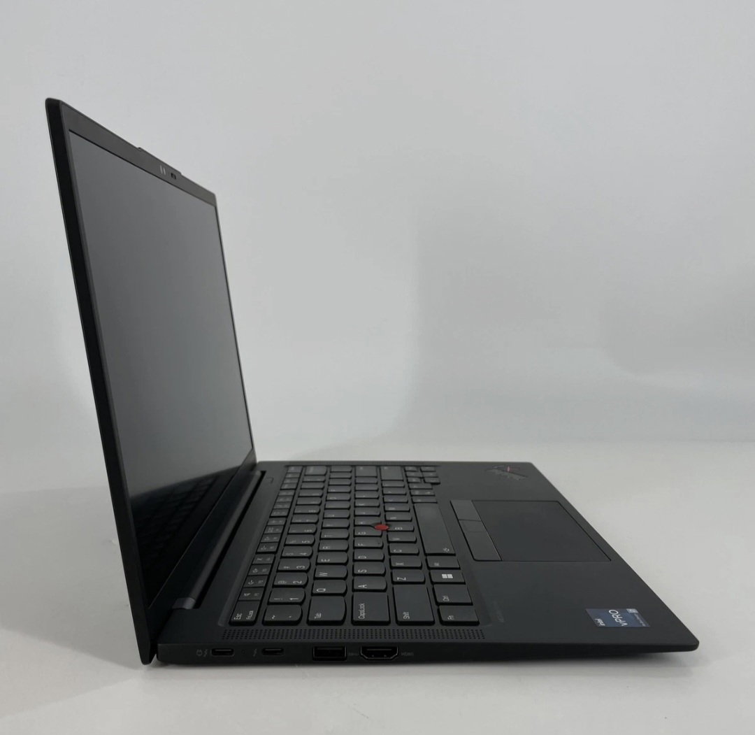 Lenovo ThinkPad X1 Carbon Gen 11_2