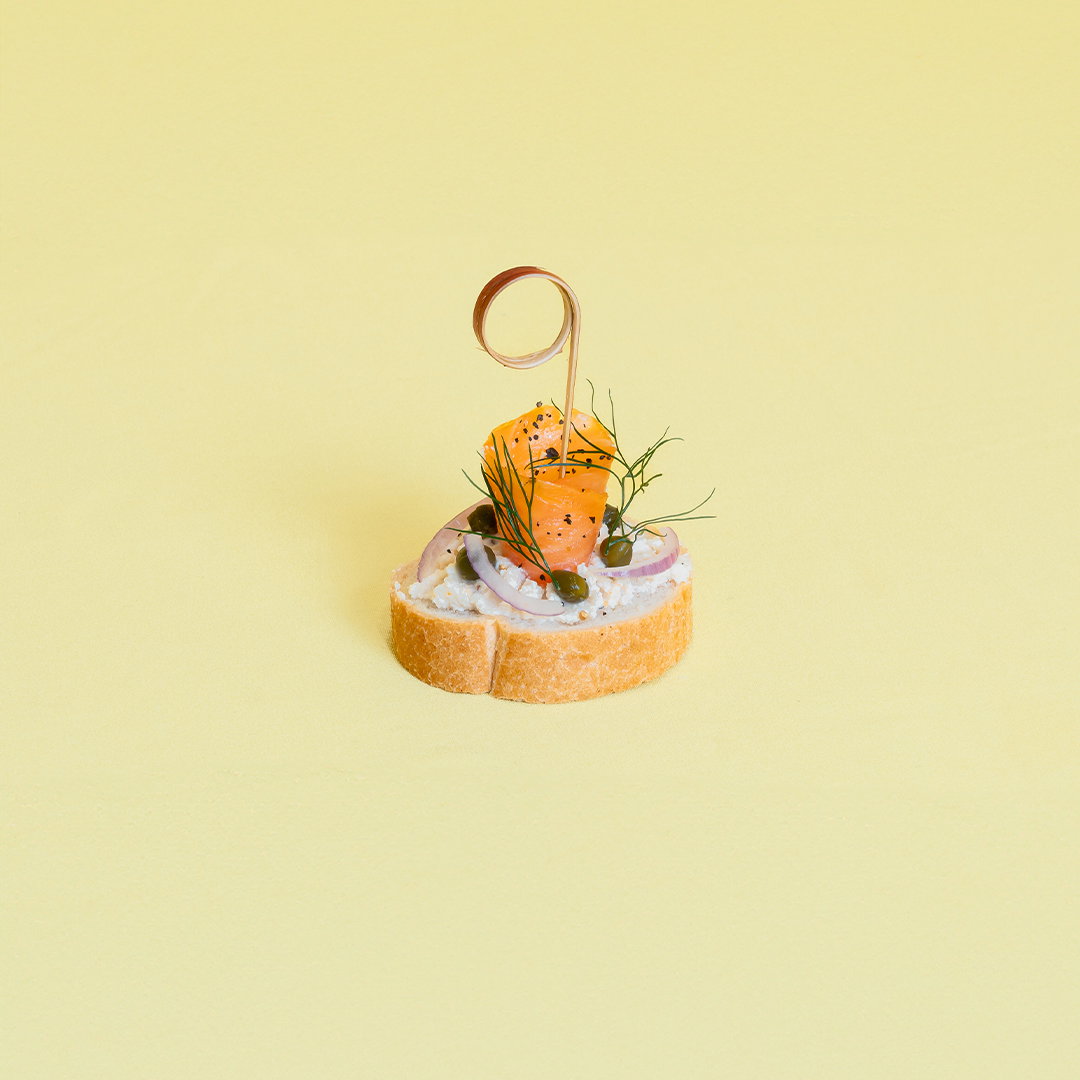 Smoked Salmon (Crostini Set of 20)_1