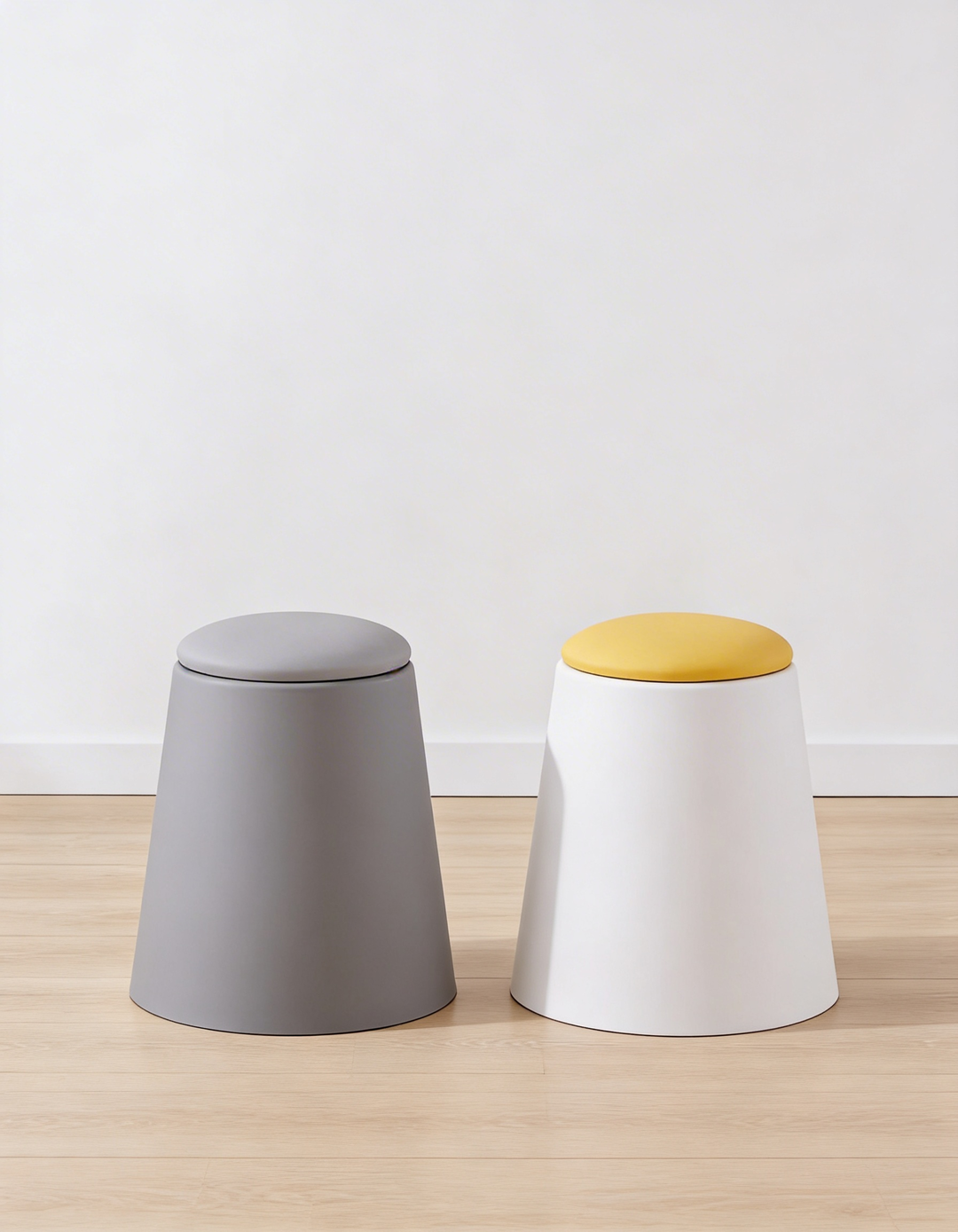 741 - HOLLOW PP STOOL