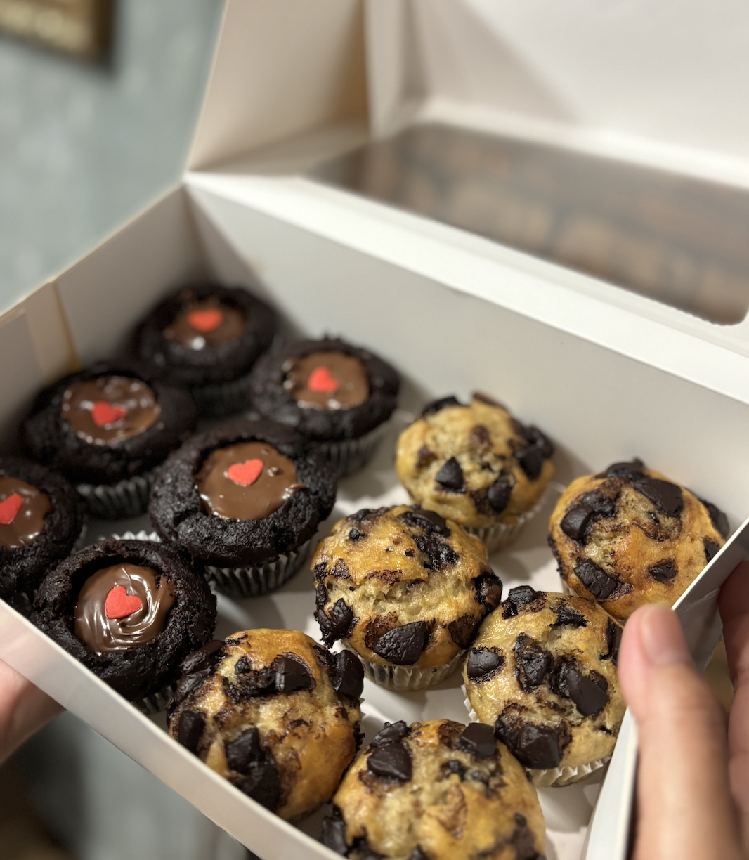 Mini Muffin Duo – Banana & Chocolate (12 pieces)