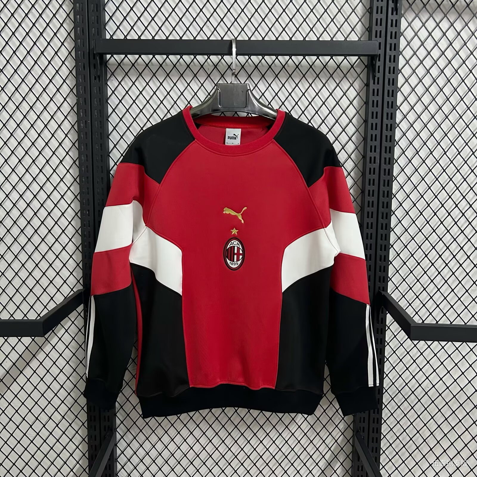 AC Milan F.C Puma DRYCELL Casual Sweater_0
