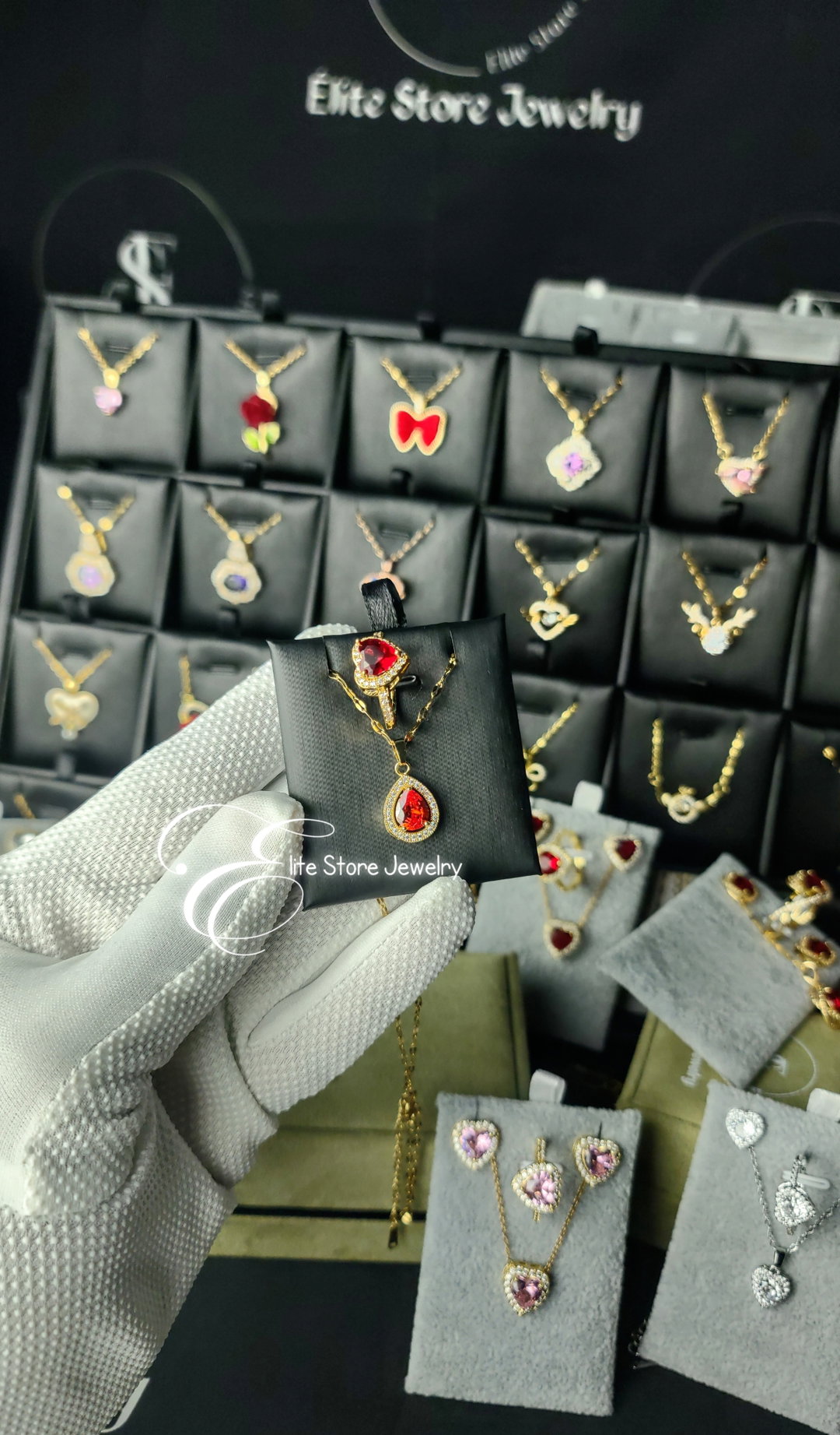 Set Collier et Bague Avec Pierre Rouge