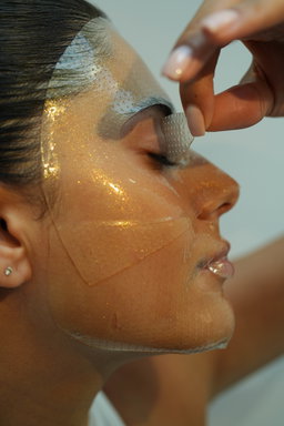 SAZA 24K GOLD KOLLAGEN GEL MASK