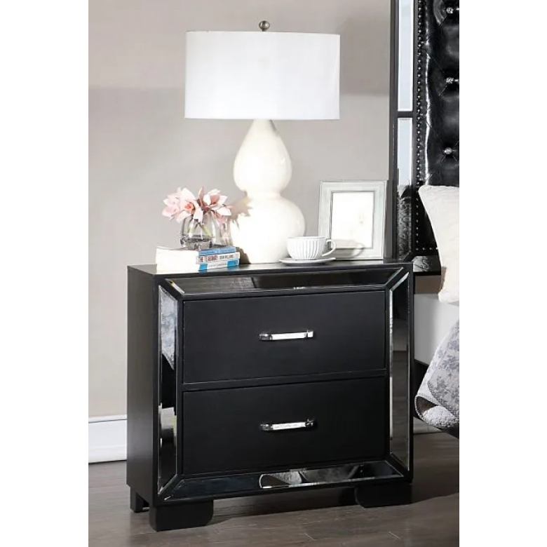 MADISON Queen Bedroom ﻿Set_8