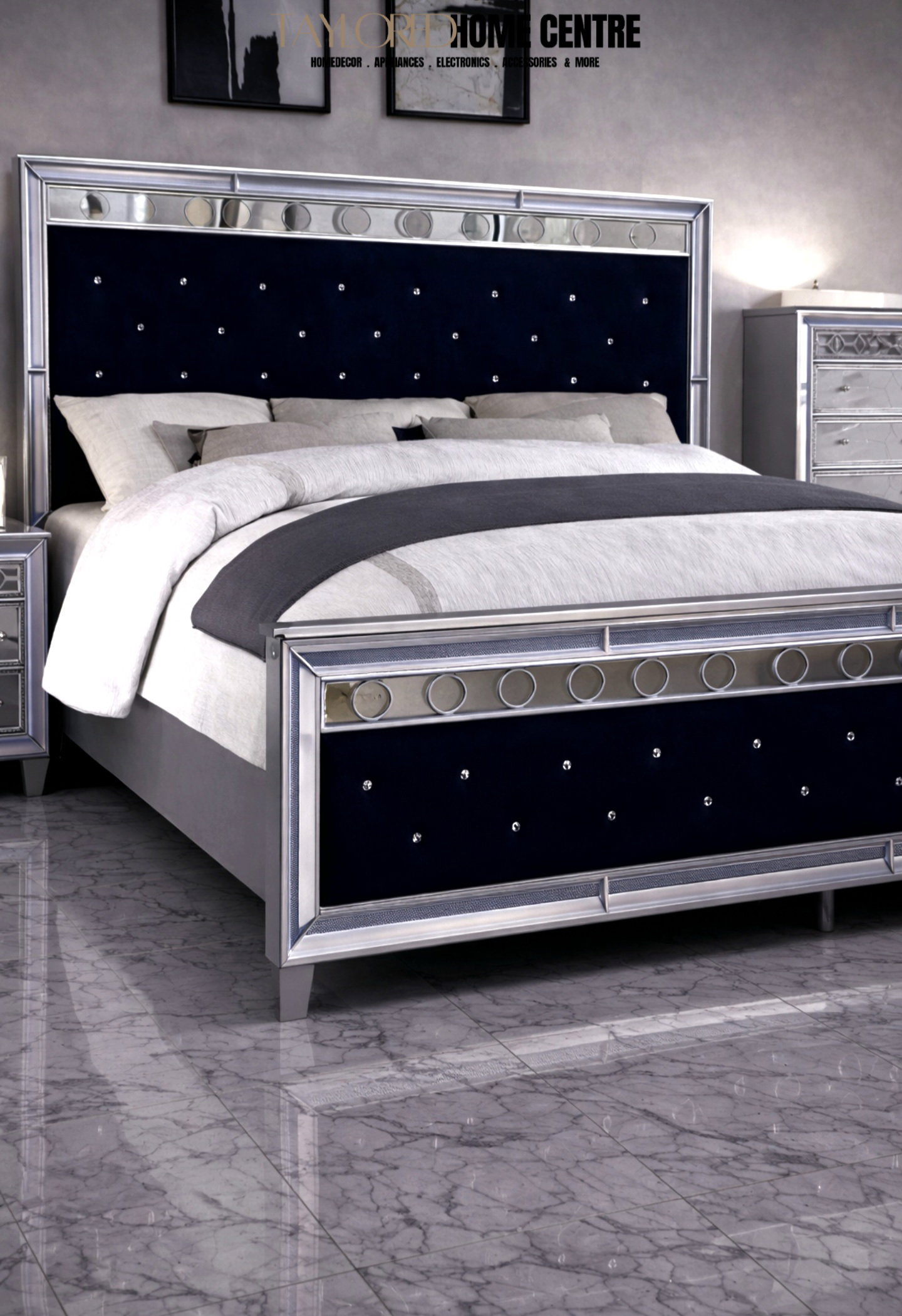 Mairead - 4 Piece King Bedroom Set - Silver / Navy_2