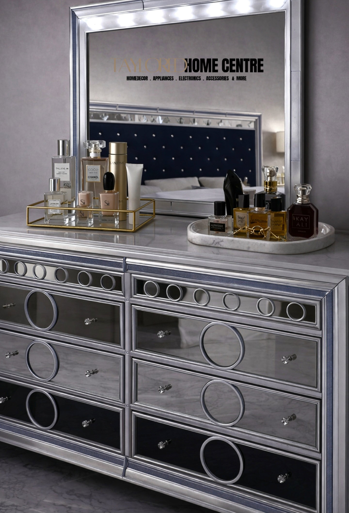 Mairead - 4 Piece King Bedroom Set - Silver / Navy_5