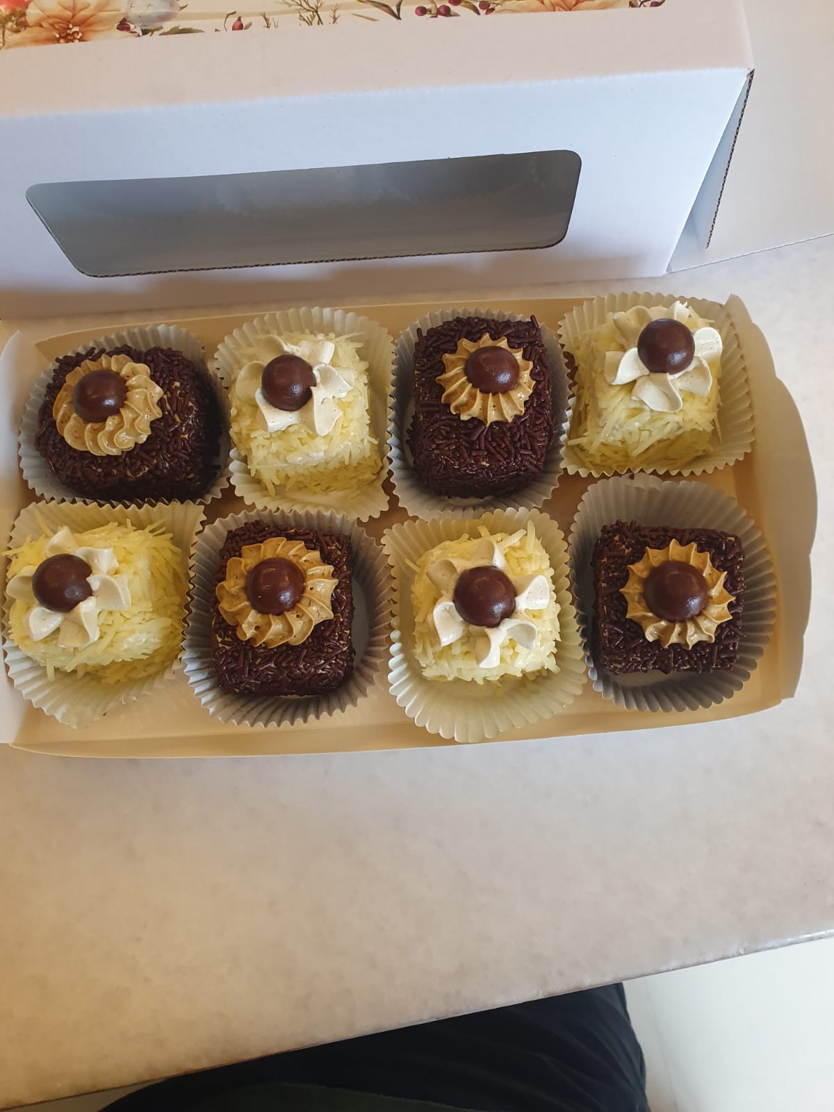 ᴍɪɴɪᴄᴀᴋᴇs 🍰_7