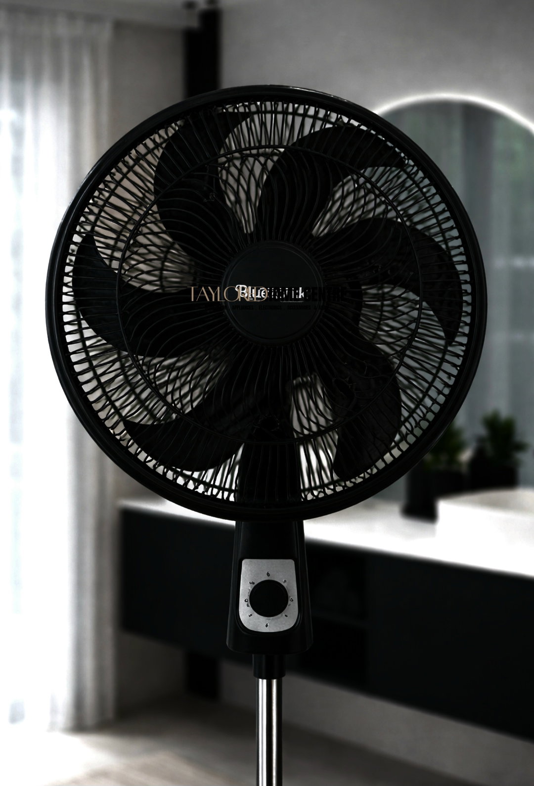 Bluesonik 18" non remote standing fan