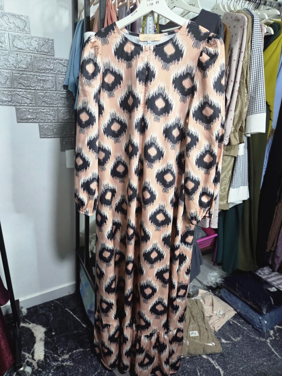 PL ADORN PREMIUM Peach Abstract Dress, Size 1