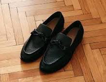 Men's shoes, one size fits all_0