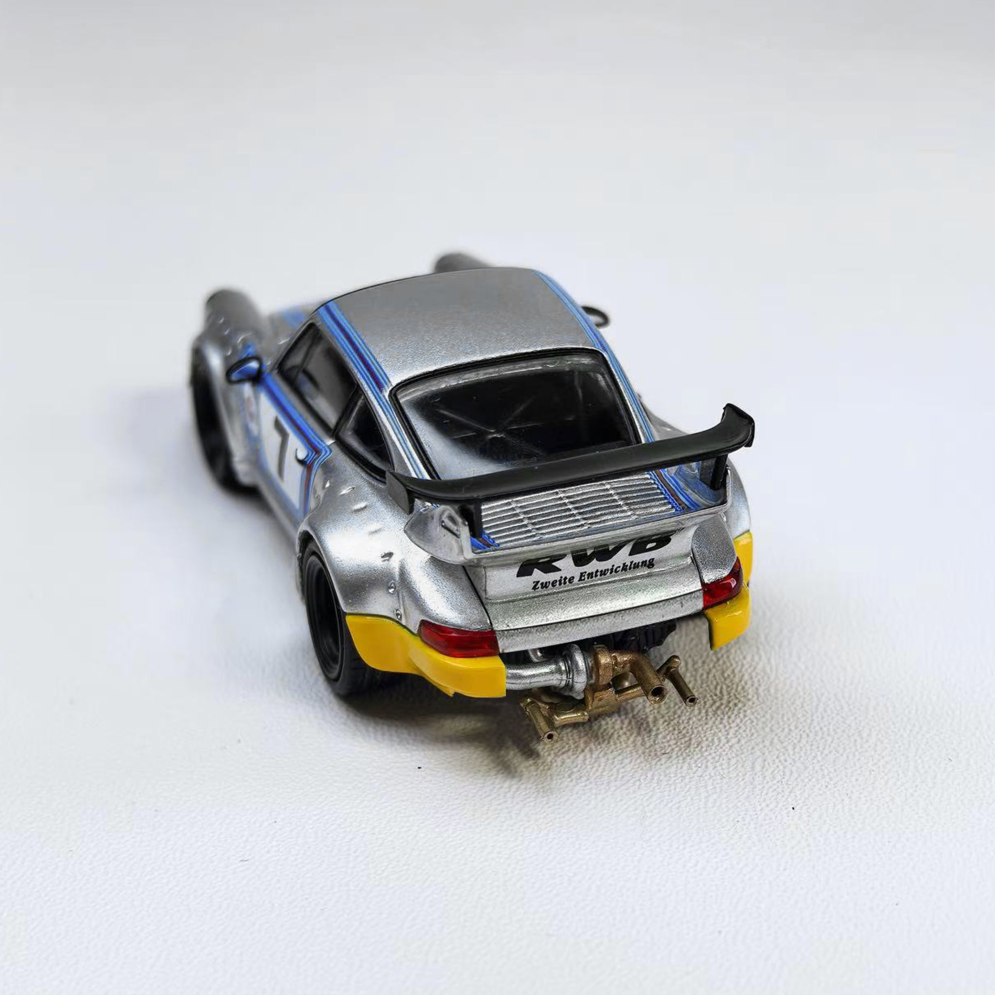 MODEL MODEL 1/64 PORSCHE RWB 964_2