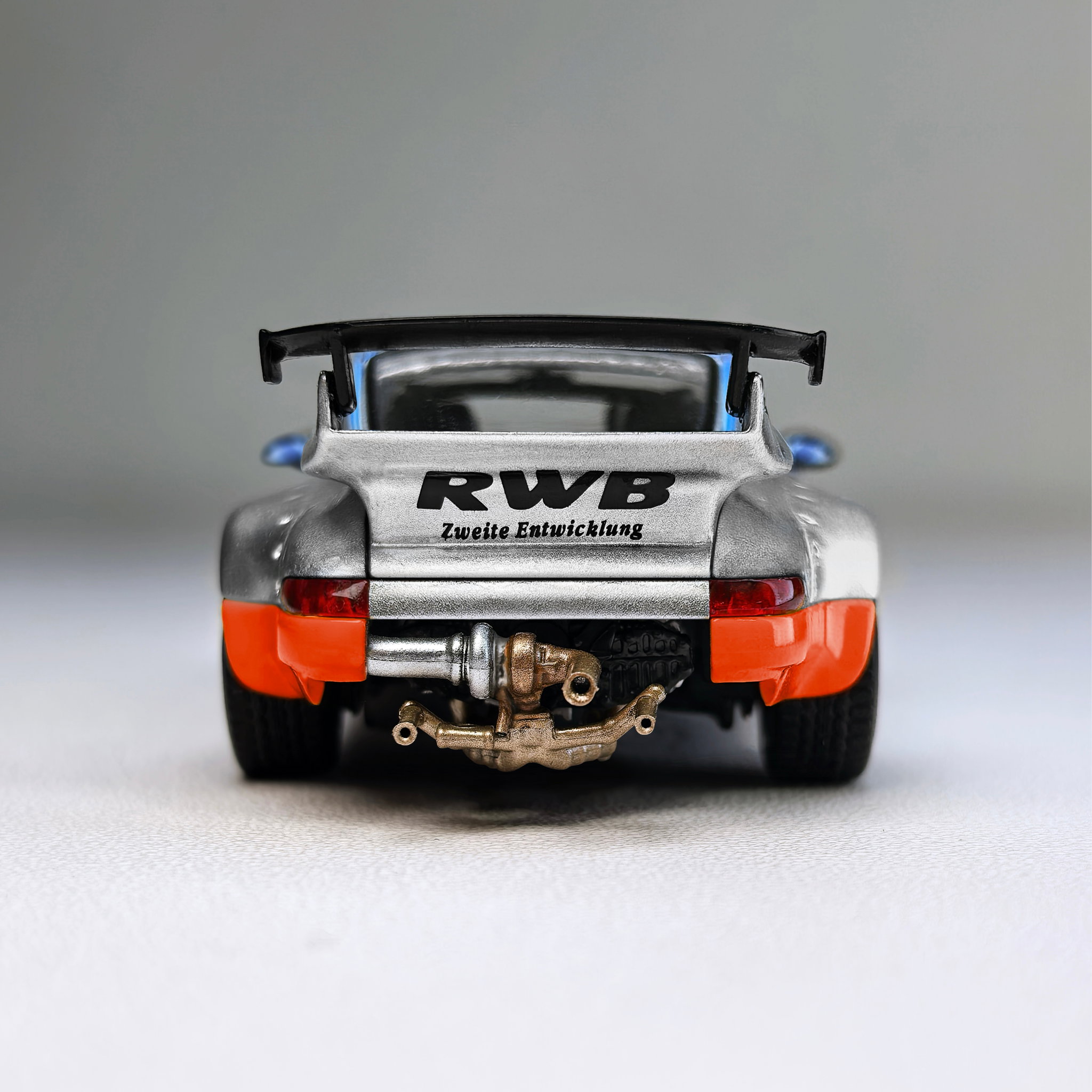 MODEL MODEL 1/64 PORSCHE RWB 964_7