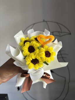 Yellow mini standing bouquet