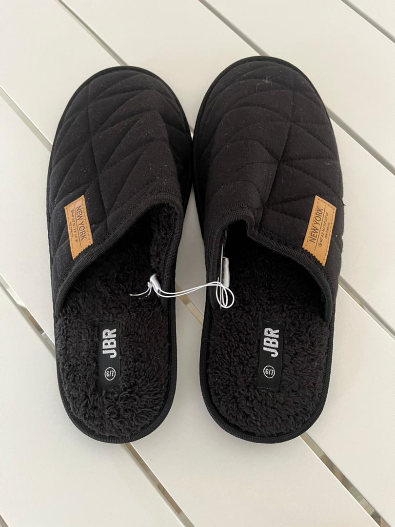 Black morning slippers for men_0