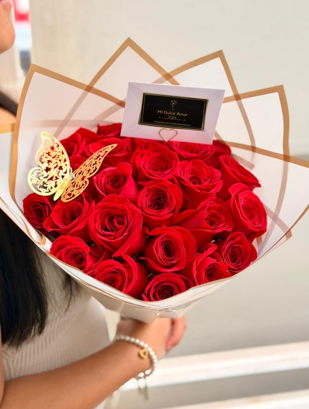 Love of my life (24 roses)_0