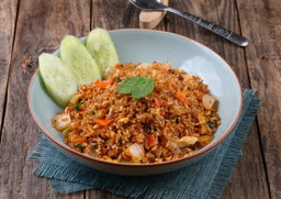 Nasi Goreng + Satay Ayam + kerupuk