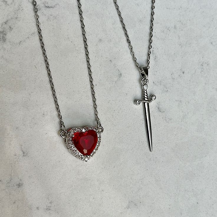 Collier Couple, Coeur et Épée Argenté _1
