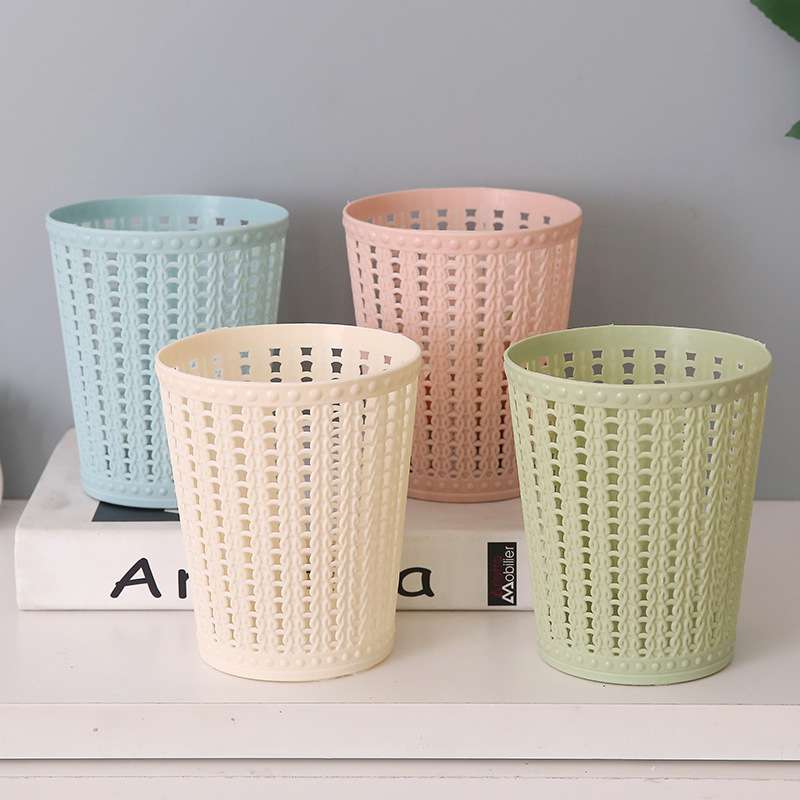 Simple students basket 
