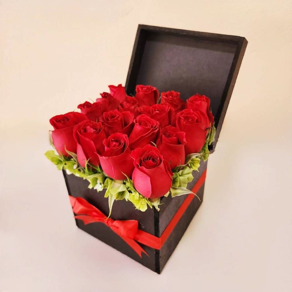 Caja de rosas 16 piezas