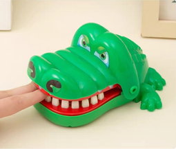 Crocodile Dentist Snapping Game