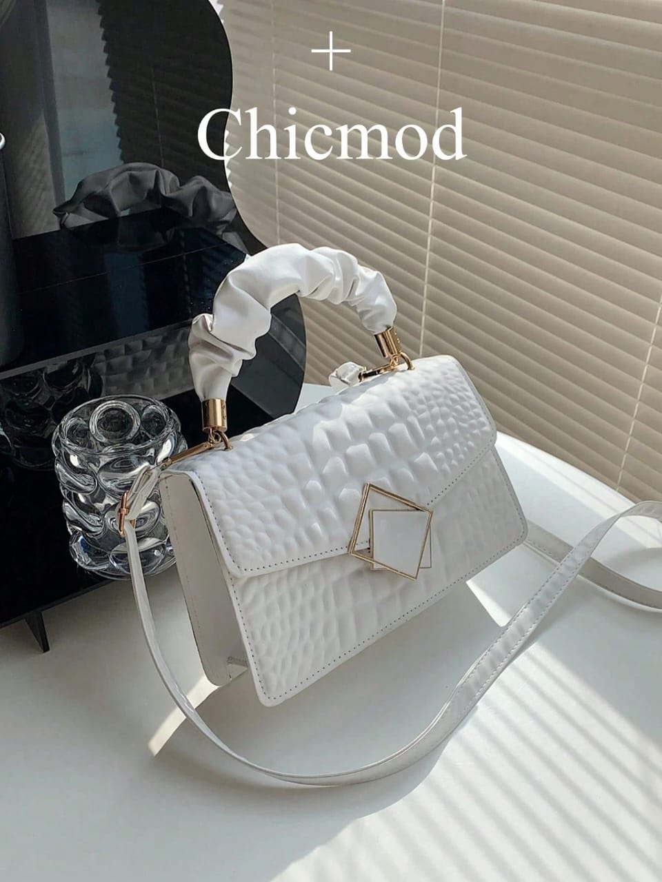 Fashionable Solid Color Crease Hand Bag, Cloud Bag, Crinkle Bag, Crocodile Print, Large Capacity, Stylish Women Handbag, Suitable For Shopping, Wallet, Shopping, Young Women, College Students, Newbies, White-Collar Workers. Ideal For Office, University, Work, Business, Commuting, Outdoor Activities, Travel And Outing_17