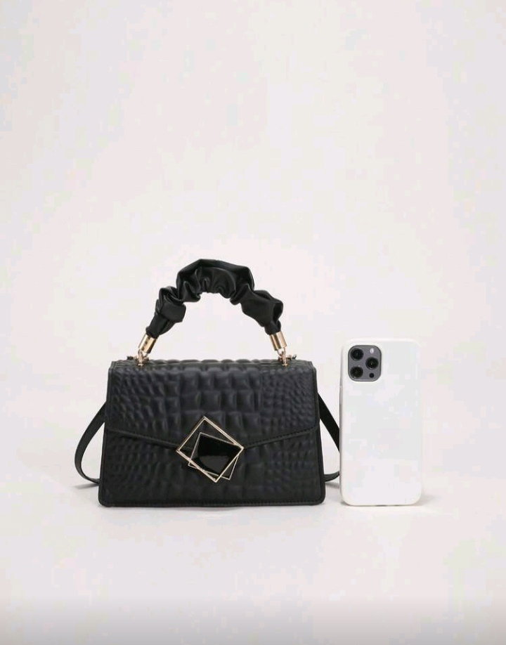 Fashionable Solid Color Crease Hand Bag, Cloud Bag, Crinkle Bag, Crocodile Print, Large Capacity, Stylish Women Handbag, Suitable For Shopping, Wallet, Shopping, Young Women, College Students, Newbies, White-Collar Workers. Ideal For Office, University, Work, Business, Commuting, Outdoor Activities, Travel And Outing_8