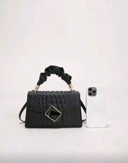 Fashionable Solid Color Crease Hand Bag, Cloud Bag, Crinkle Bag, Crocodile Print, Large Capacity, Stylish Women Handbag, Suitable For Shopping, Wallet, Shopping, Young Women, College Students, Newbies, White-Collar Workers. Ideal For Office, University, Work, Business, Commuting, Outdoor Activities, Travel And Outing
