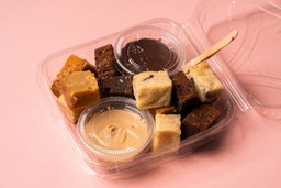 Brownie/Cookie/Blondie Sharing Bites Box with Dips