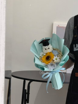 (GP002) Graduation Ping Pong Mixed Bouquet 