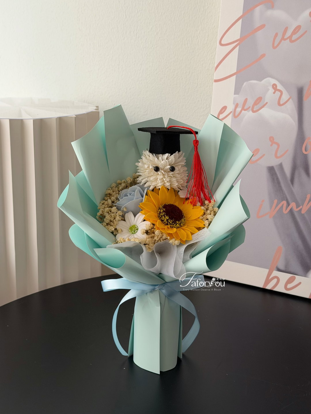 (GP002) Graduation Ping Pong Mixed Bouquet