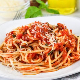 Spaghetti napolitano