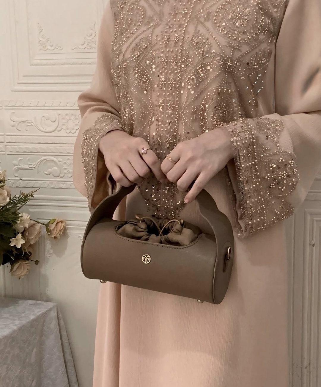 Aurora Champagne Luxe Abaya