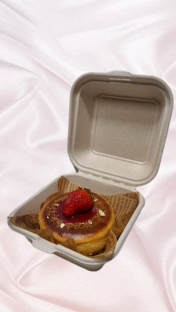Strawberry Burnt Basque Cheesecake 4 Inch