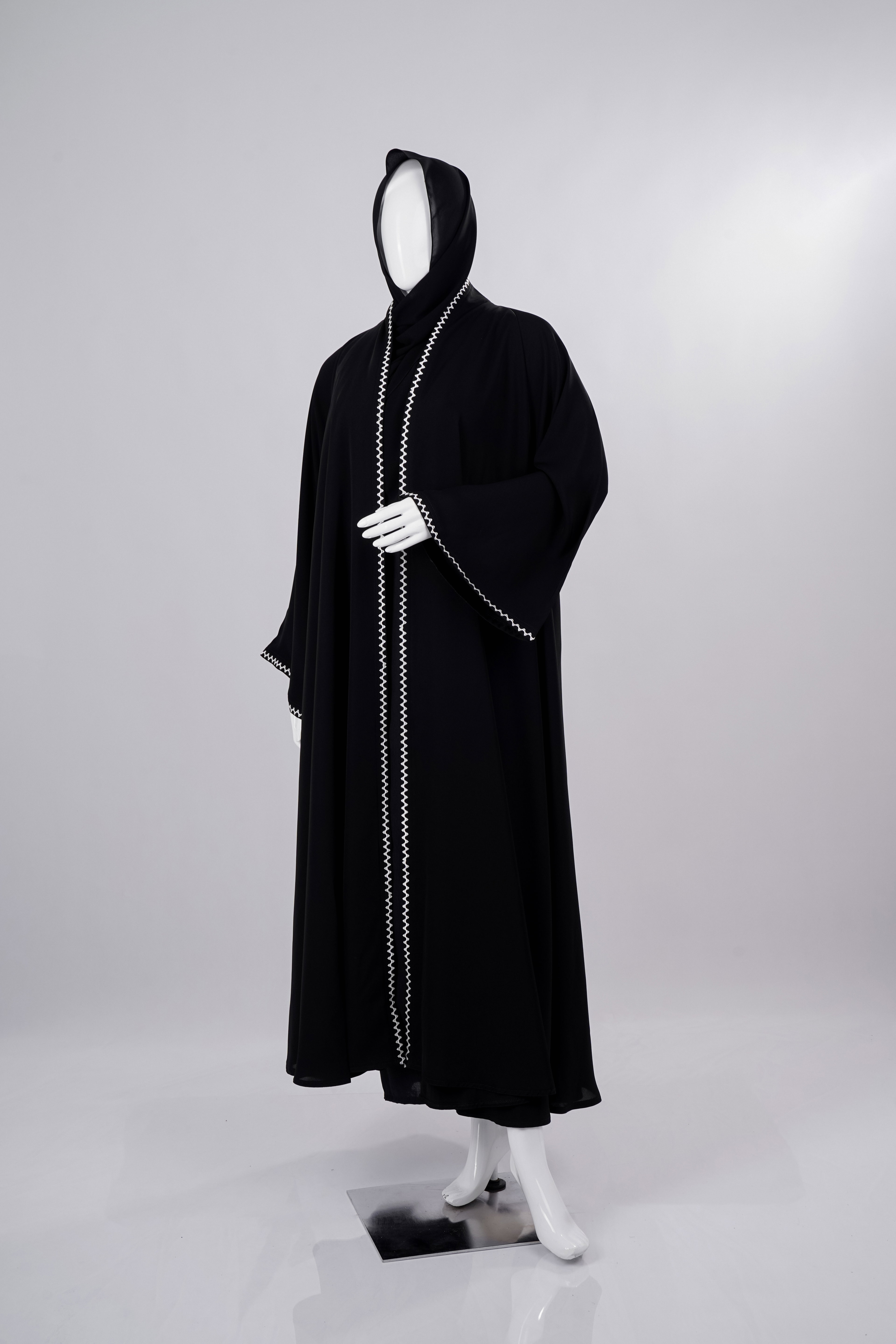 White Zigzag Edge Premium Black Abaya