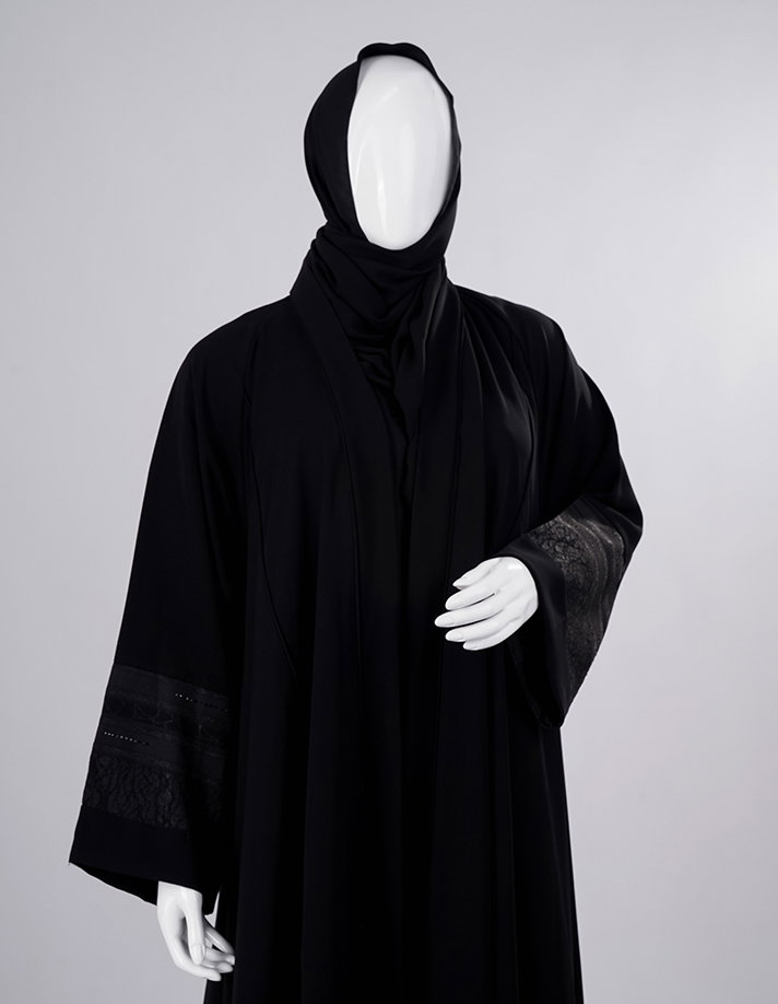 Royal Lace Cuff Premium Black Abaya_1