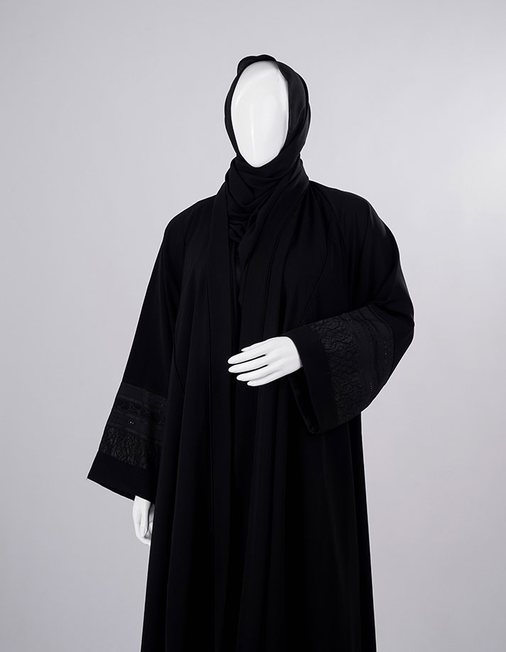 Royal Lace Cuff Premium Black Abaya_2