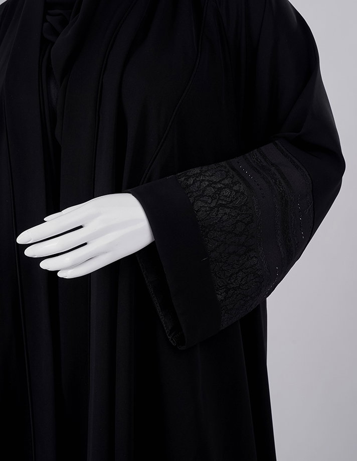 Royal Lace Cuff Premium Black Abaya_4