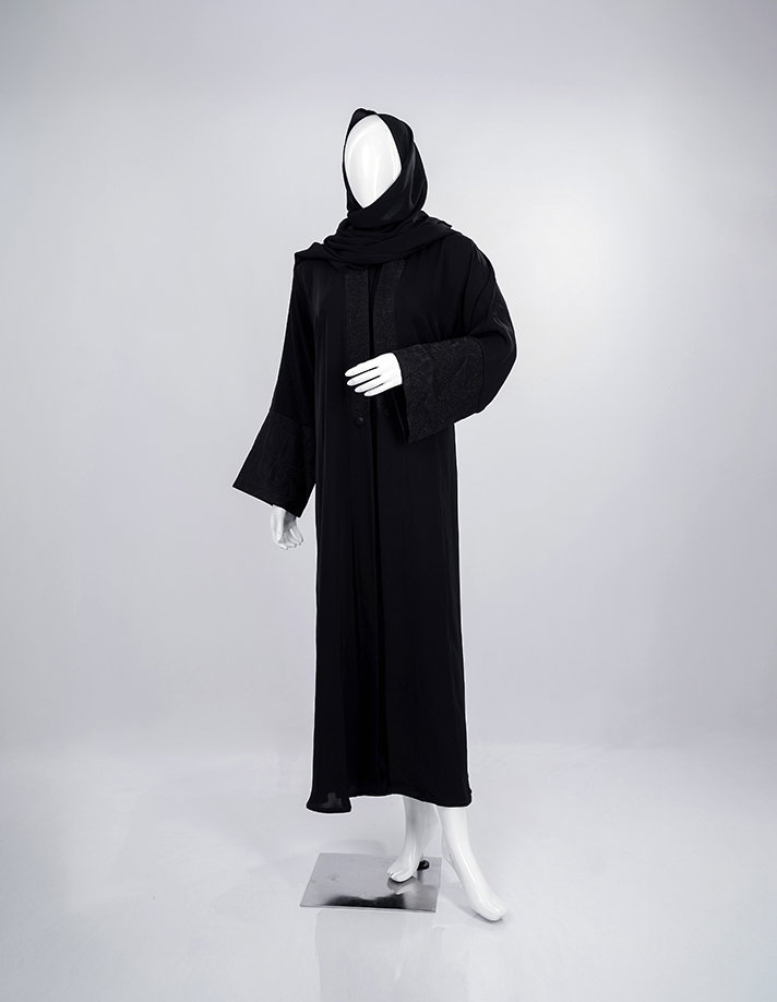 Noir Classic Embroidered Abaya_7