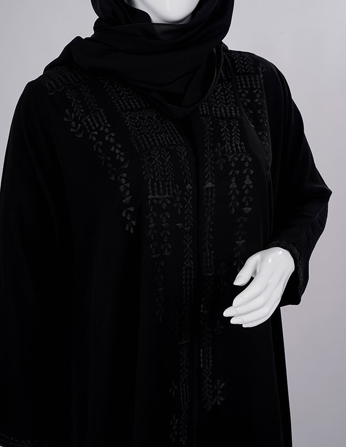 Midnight Threadwork Front-Panel Abaya_4