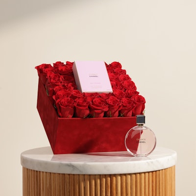 Feminine Floral Perfume for Her | Love Rose Box_0