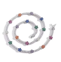 Shiny flower chocker