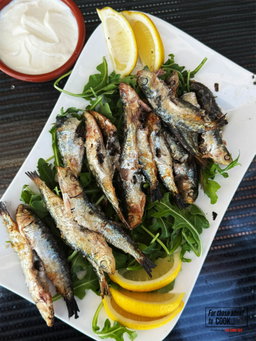 fried sardines