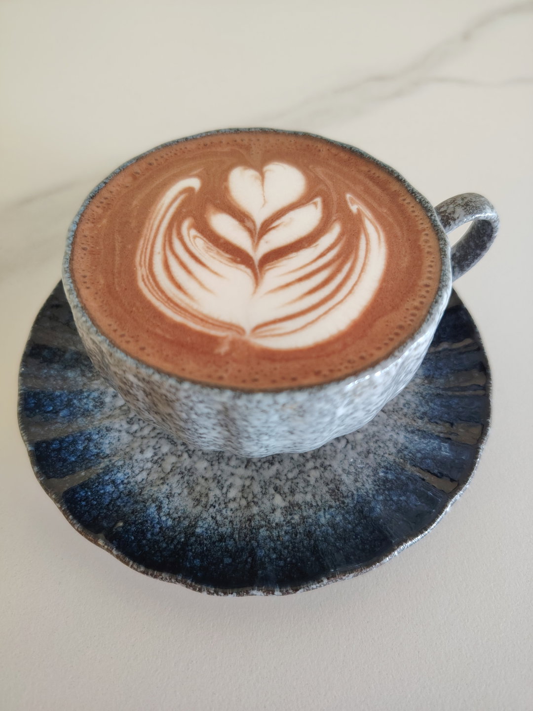 Chocolate (hot / iced) 