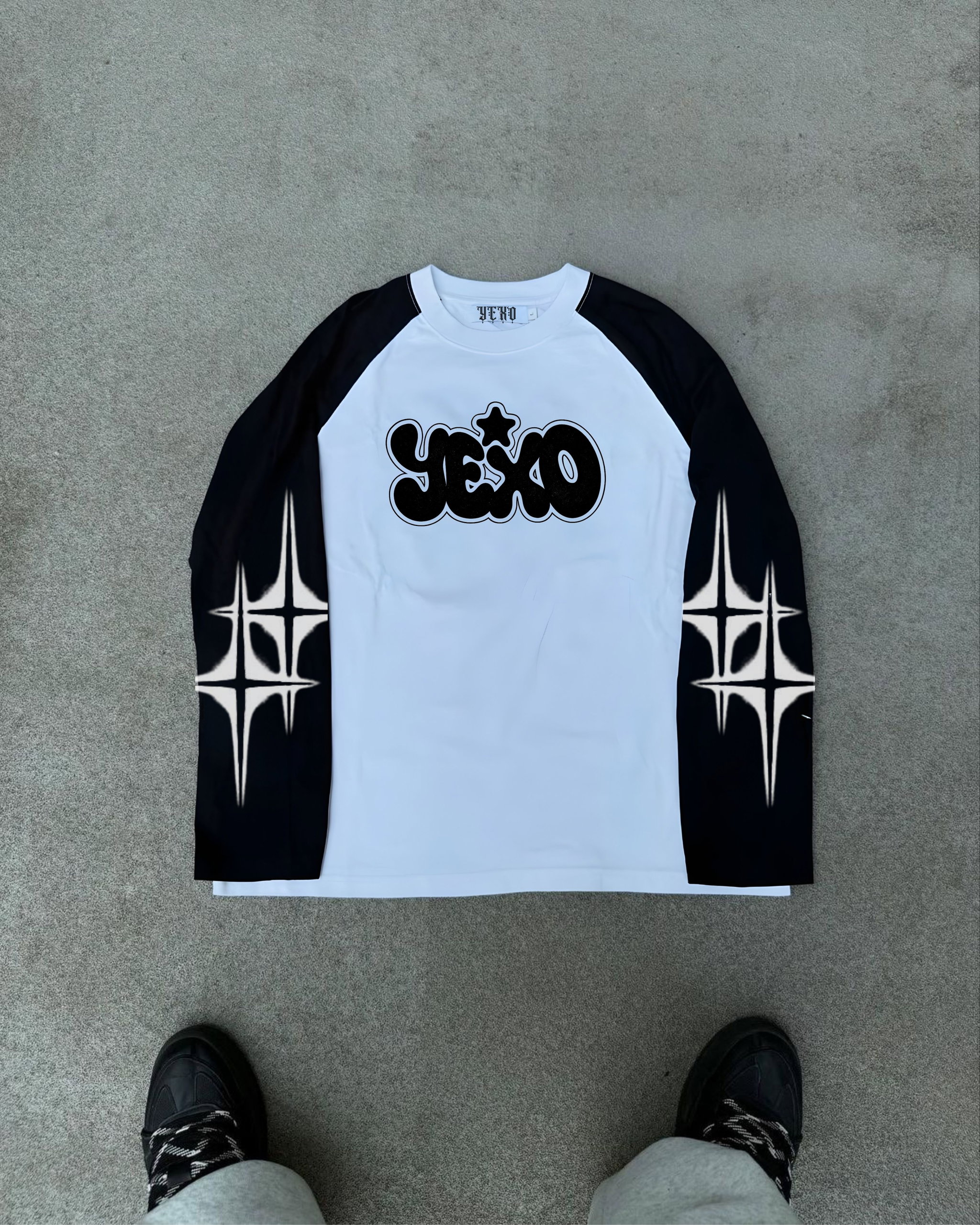 YEXO STARLIGHT TEE_0